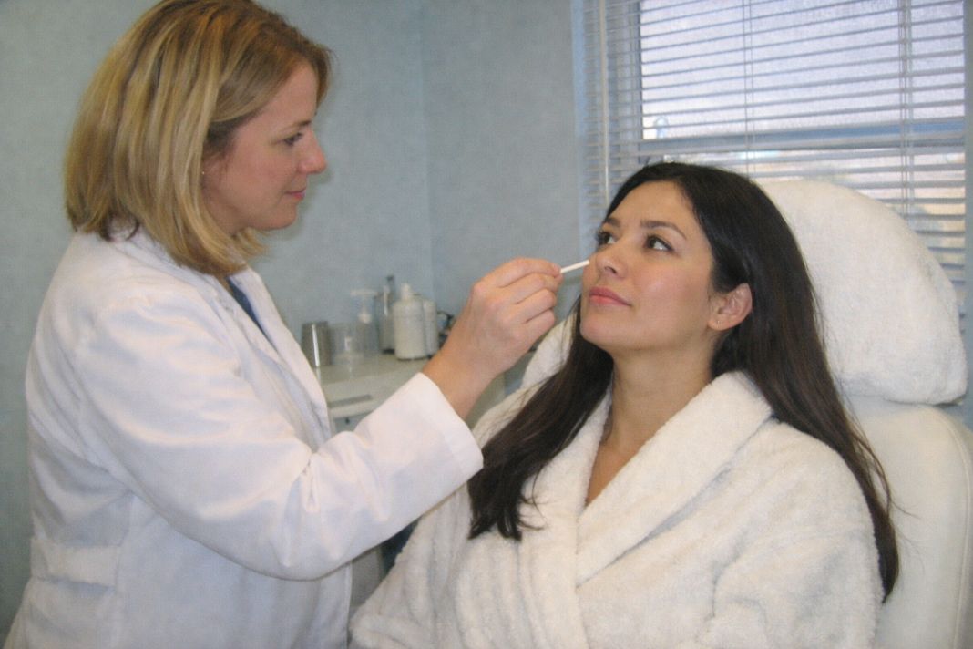Do Aesthetic Treatments Need Medical Oversight? What Patients Should Know