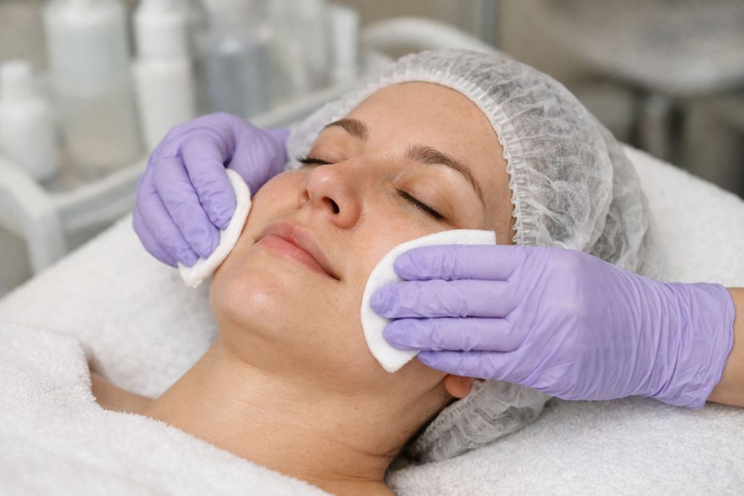 AI image of facial skincare procedure AI image of facial skincare procedure