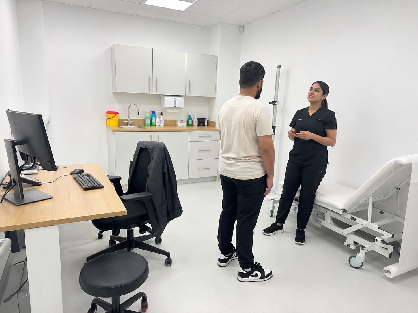 Essential Health Check – Height and Weight Review – Illustrative Image Essential Health Check - Height and Weight Review - Illustrative Image