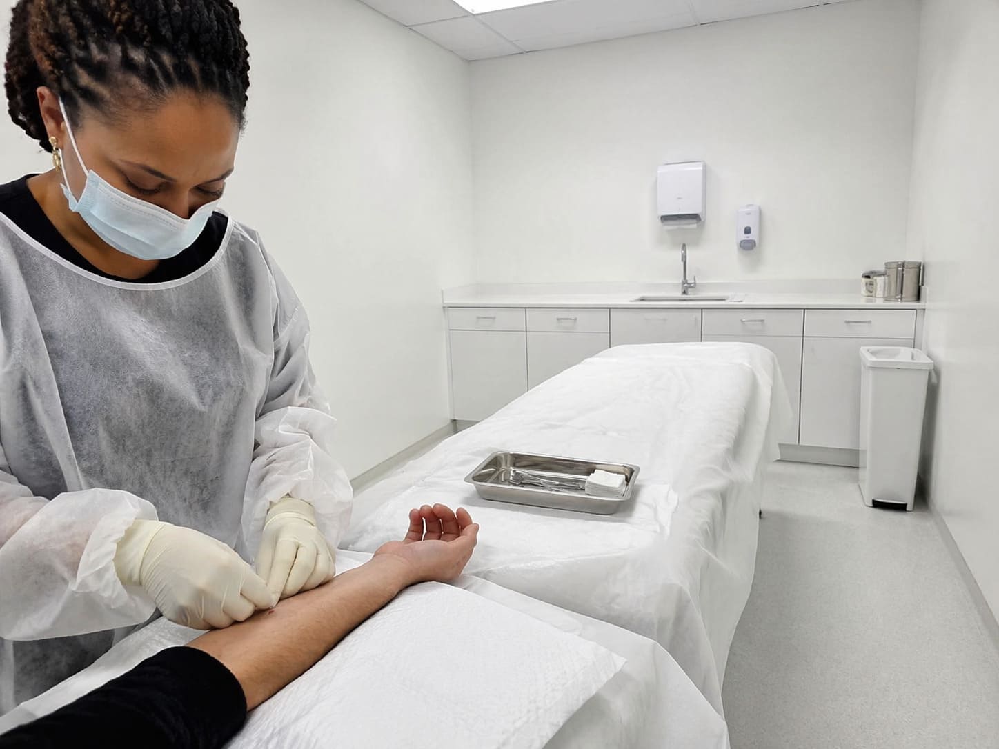 Skin Lesion Removal Procedure (3) – Illustrative Image Skin Lesion Removal Procedure (3) – Illustrative Image