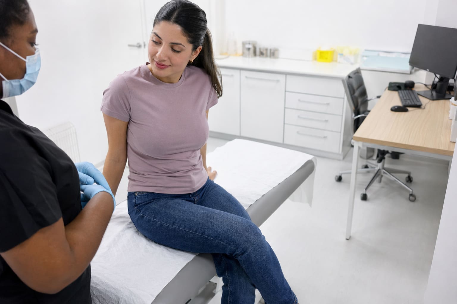 Women's Health - Smear Test Preparation - Illustrative Image